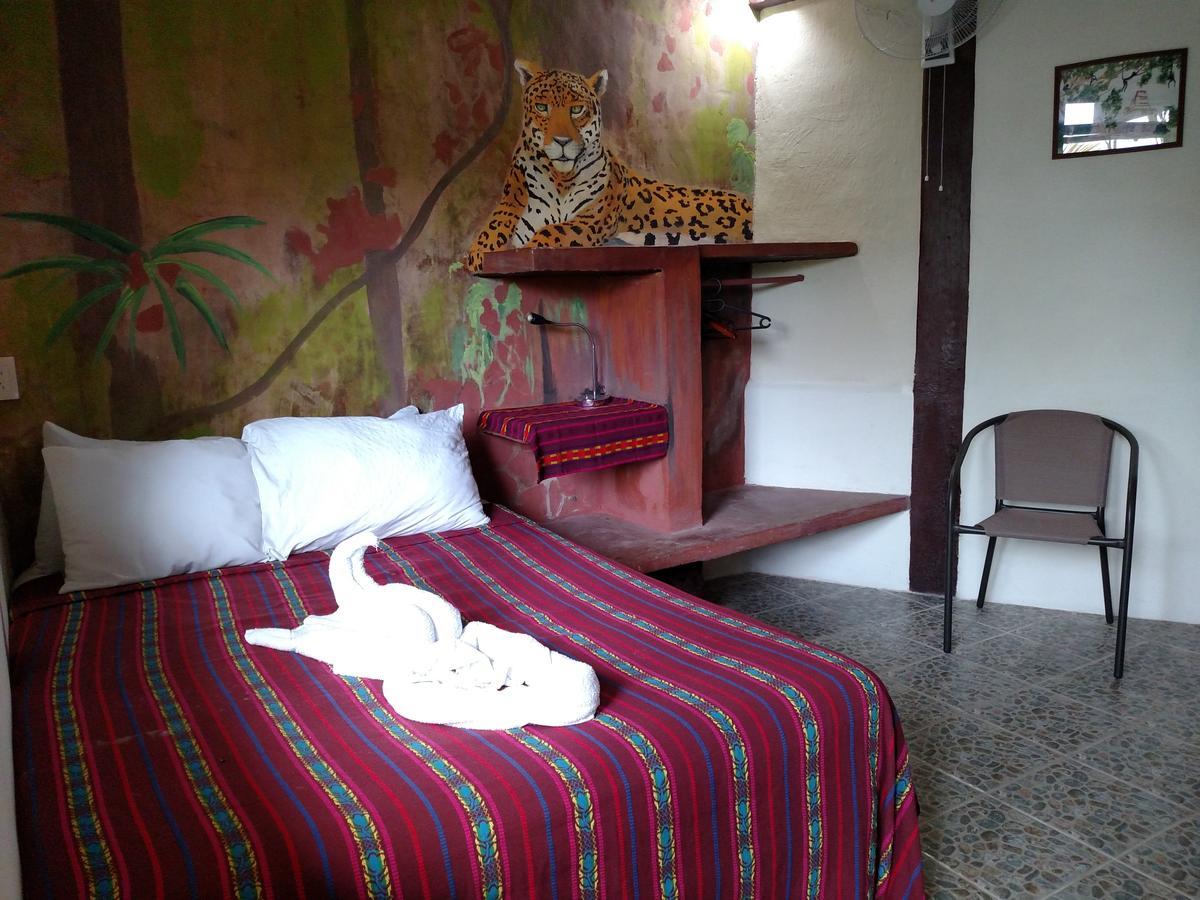 Zapote Tree Inn Flores Exterior foto